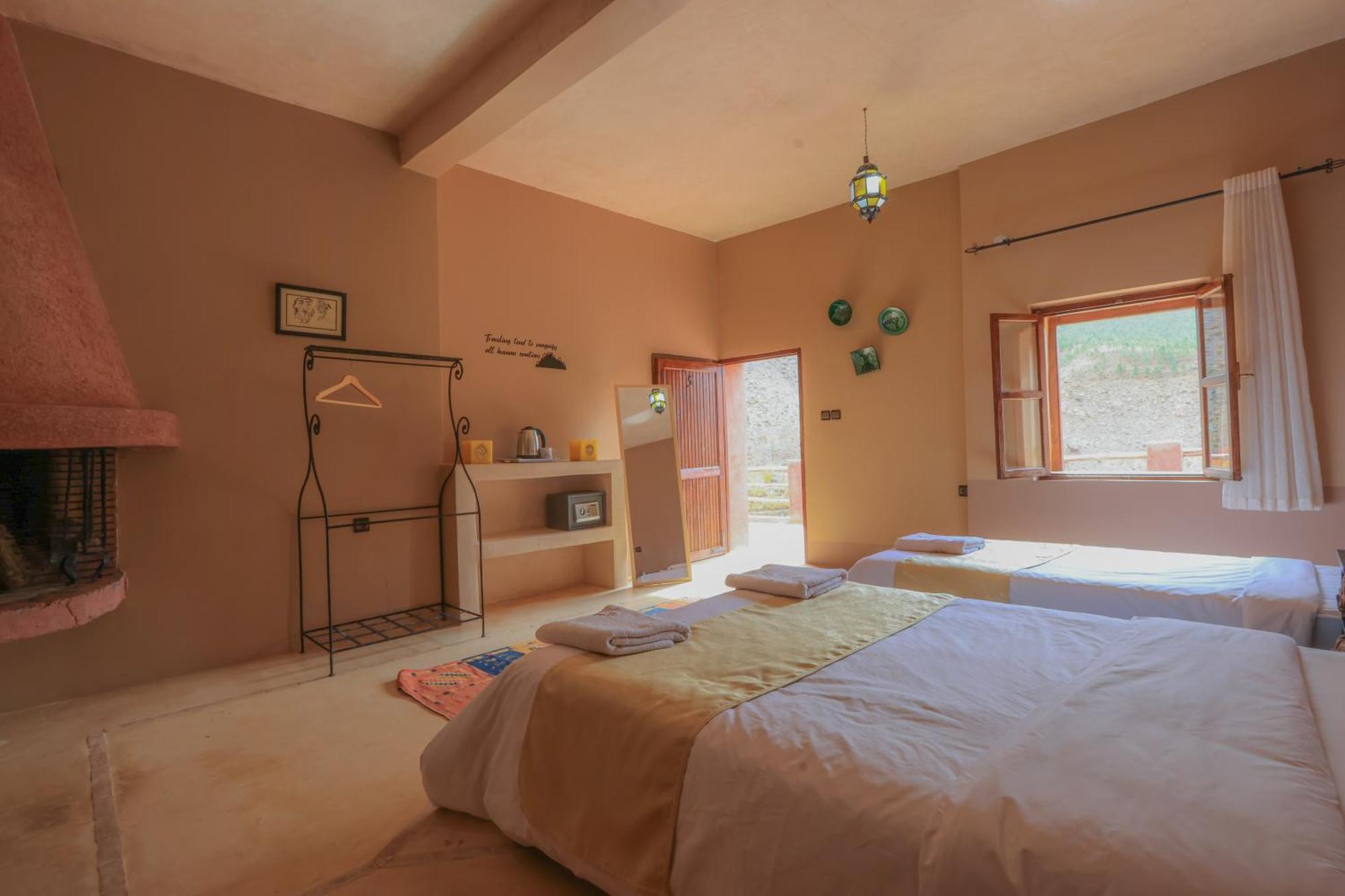 Aux Lumieres Du Toubkal Light Of Toubkal Hotel Imlil  Exterior photo